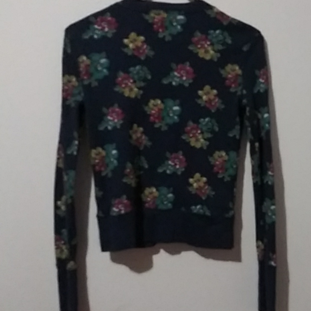 Cardigan - Picture 2 of 2